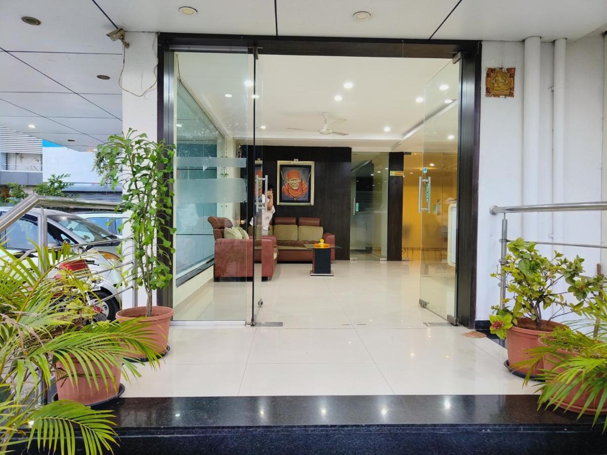Hotel Sai Srushti By Neem Square Širdi Exteriér fotografie
