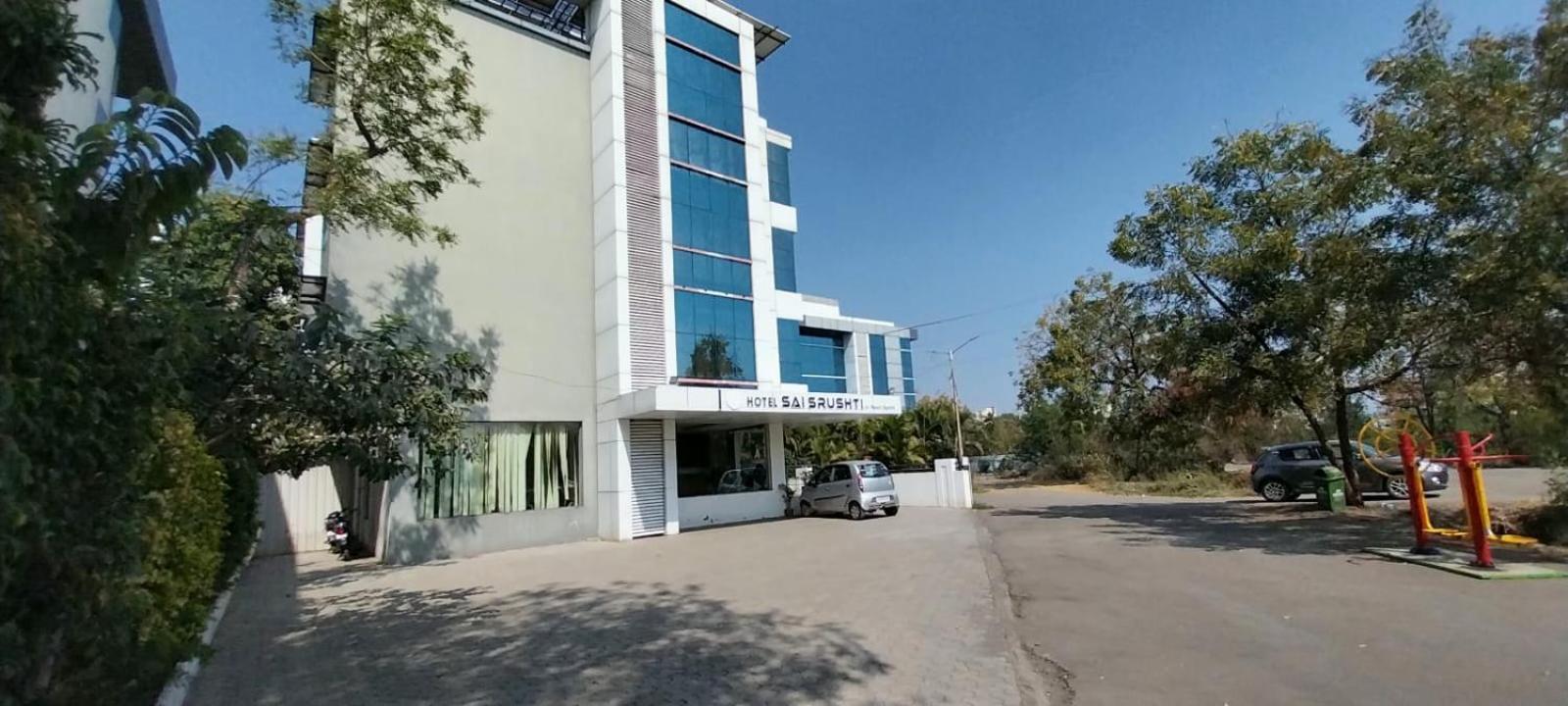 Hotel Sai Srushti By Neem Square Širdi Exteriér fotografie